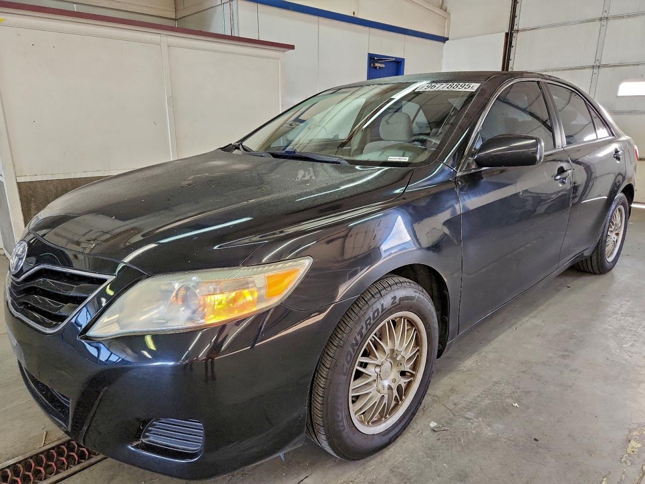 2010 TOYOTA CAMRY