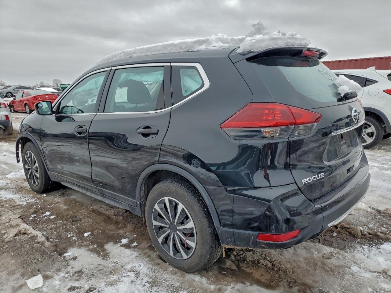2018 NISSAN ROGUE S photo 2