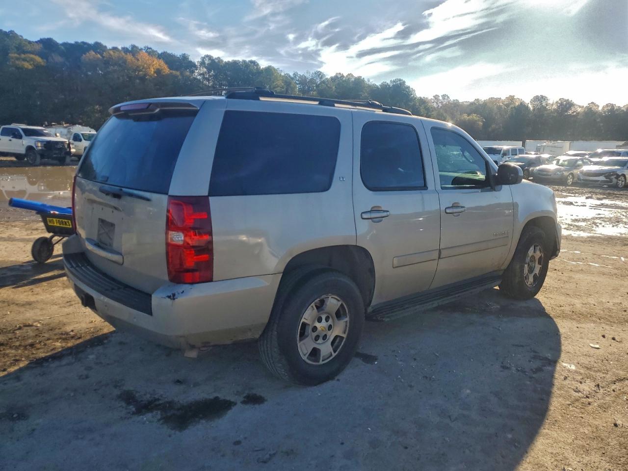 2007 CHEVROLET TAHOE C1500 photo 3