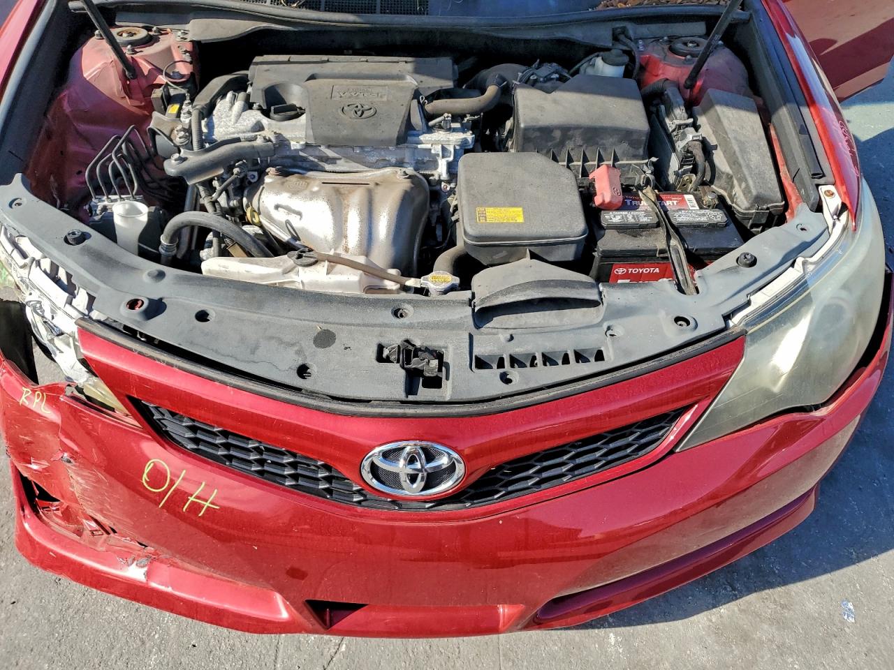 2012 TOYOTA CAMRY BASE photo 11