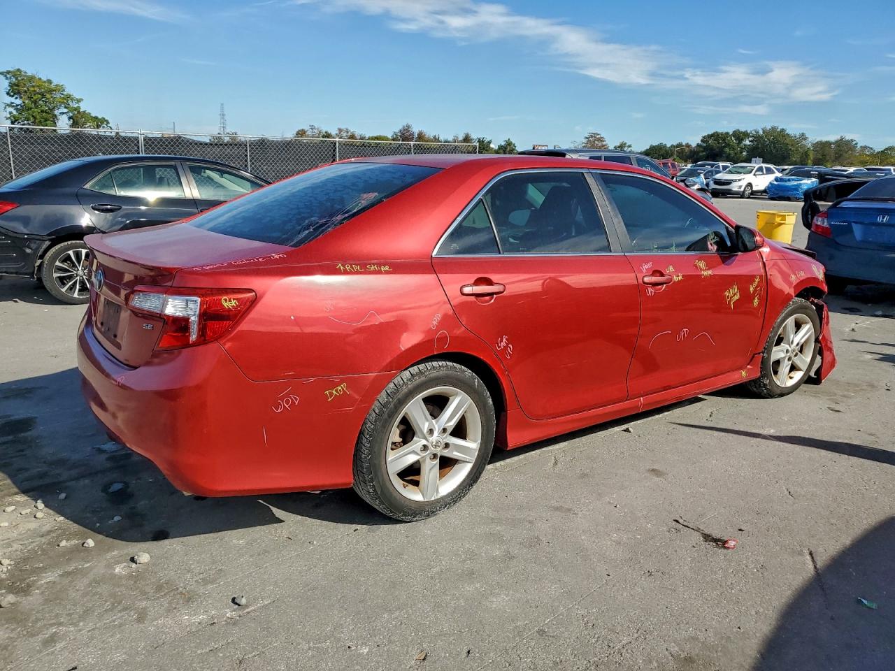 2012 TOYOTA CAMRY BASE photo 3