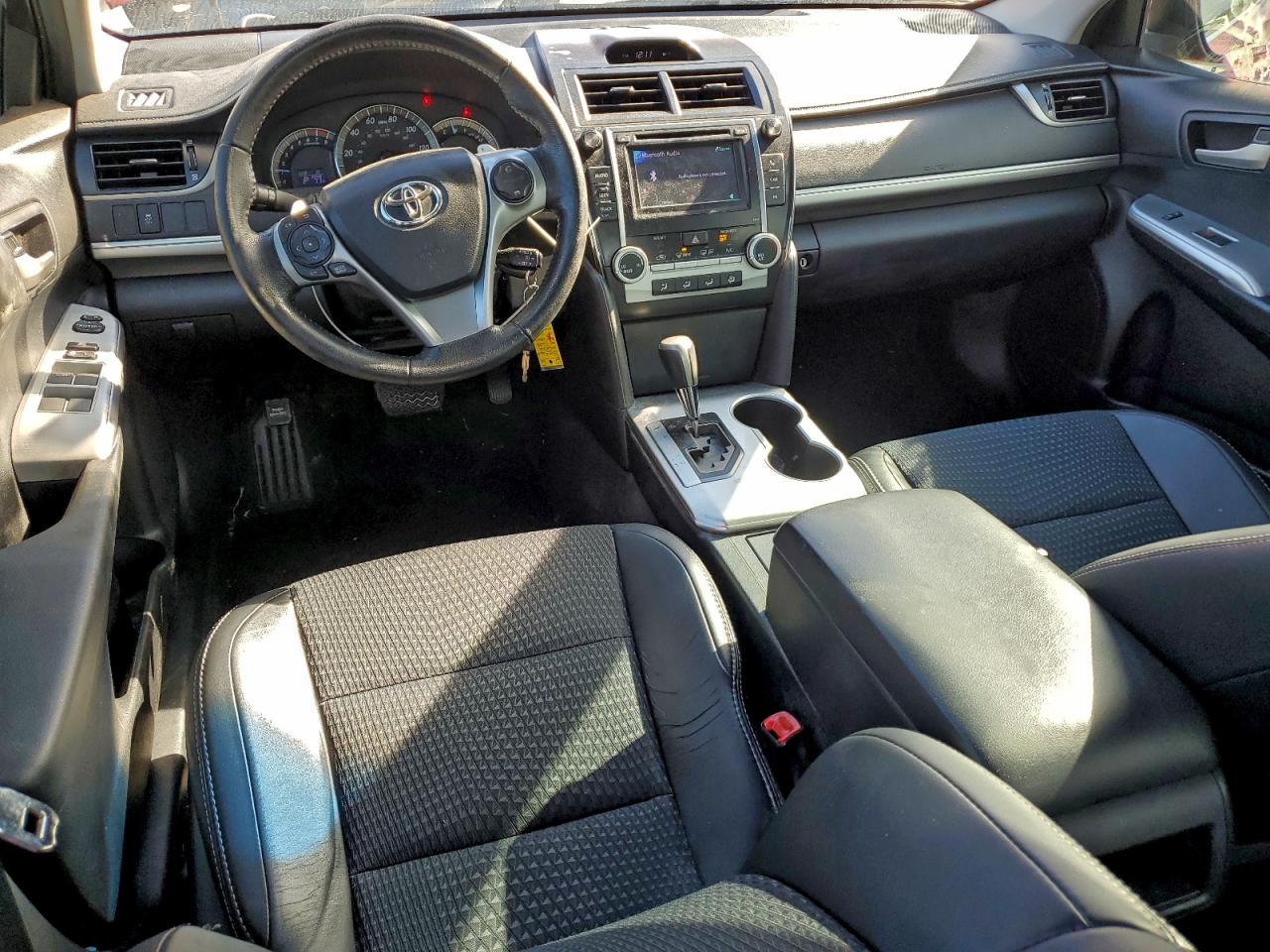 2012 TOYOTA CAMRY BASE photo 8