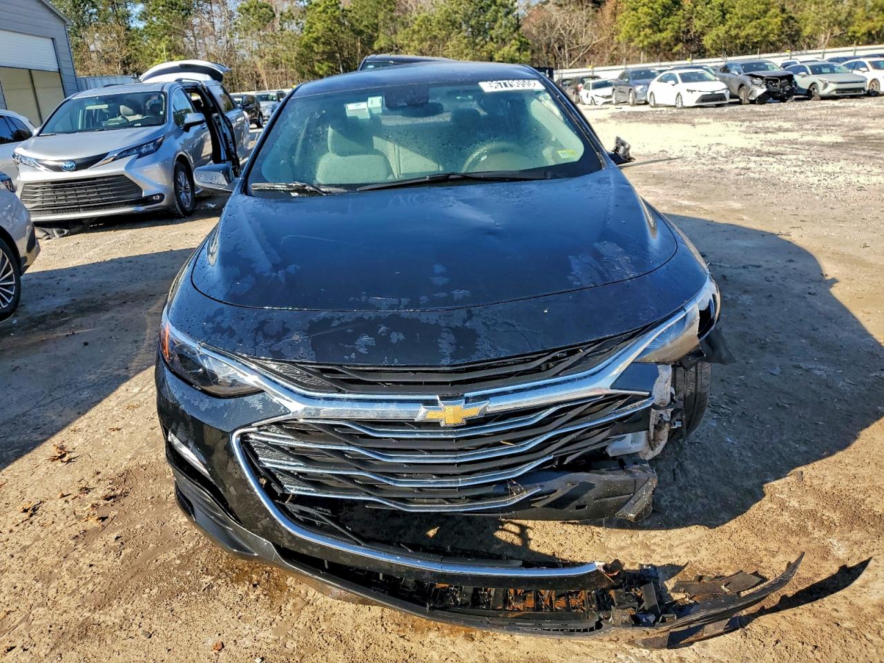 2025 CHEVROLET MALIBU LT photo 5