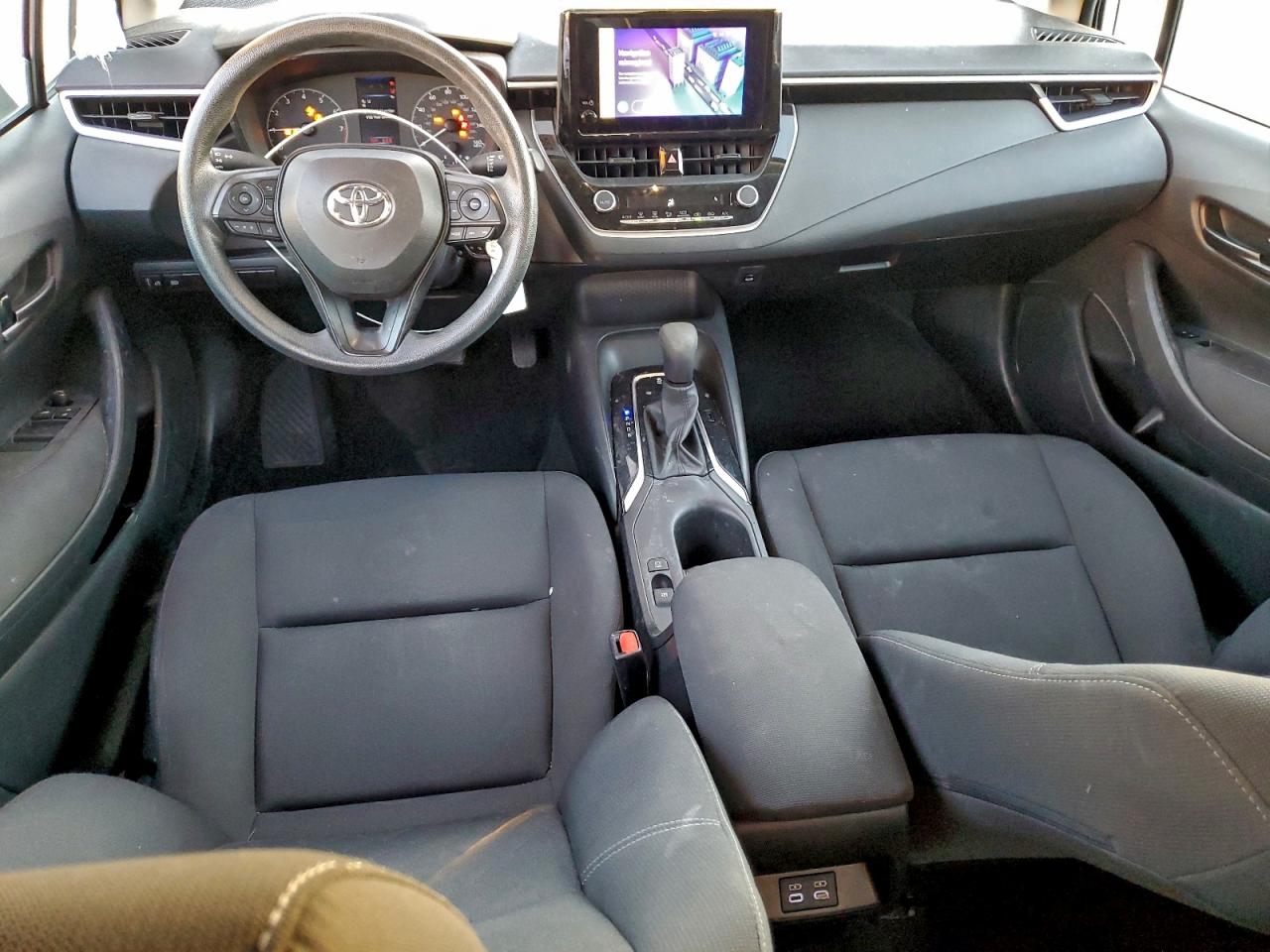 2024 TOYOTA COROLLA LE photo 8