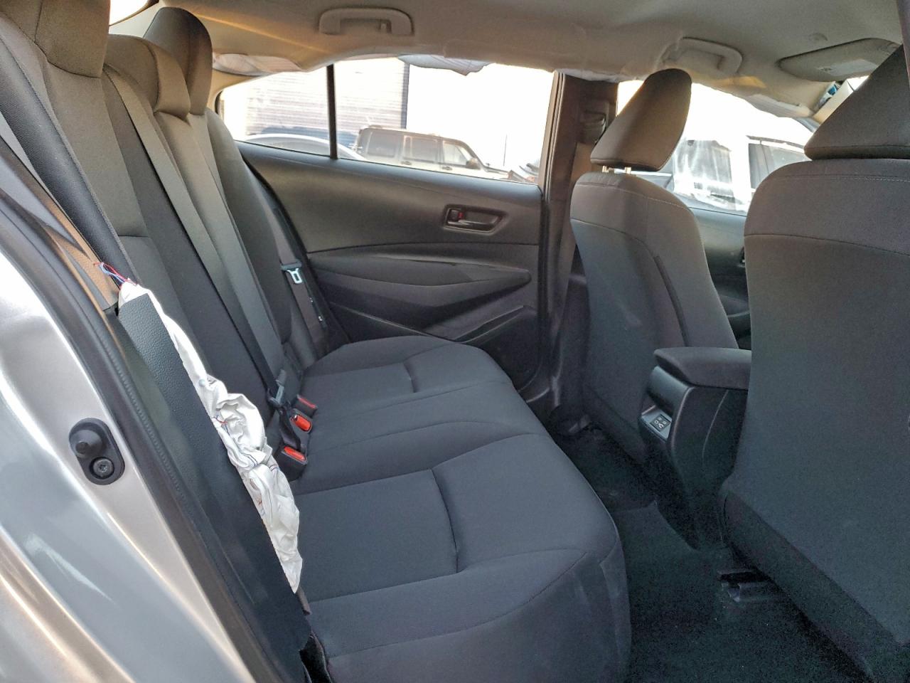 2024 TOYOTA COROLLA LE photo 10