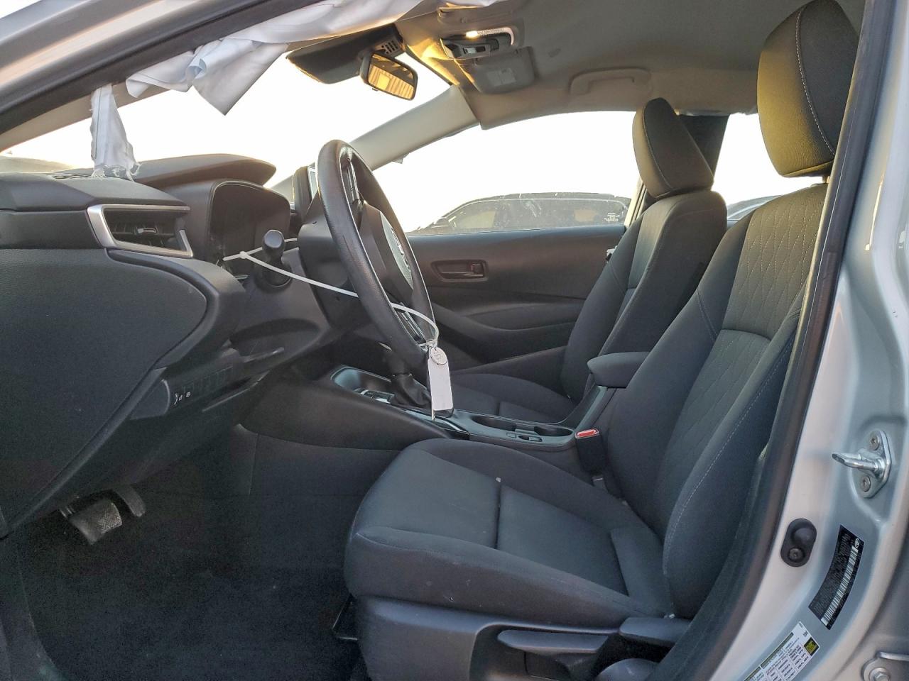 2024 TOYOTA COROLLA LE photo 7