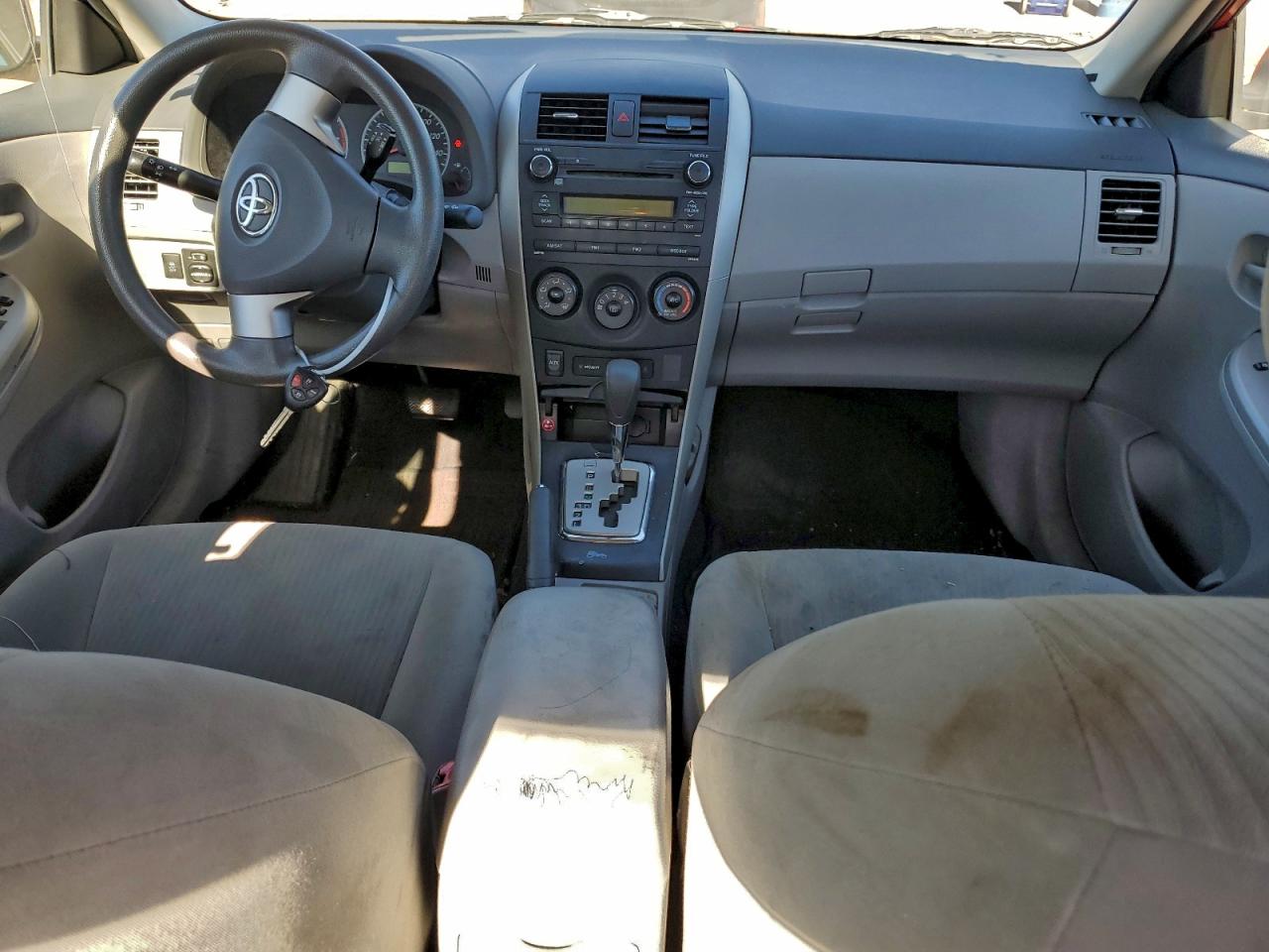 2010 TOYOTA COROLLA BASE photo 8