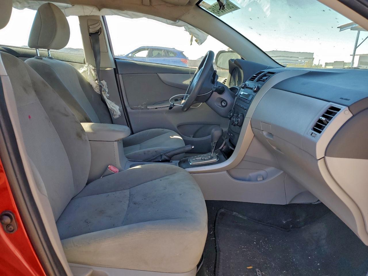 2010 TOYOTA COROLLA BASE photo 7