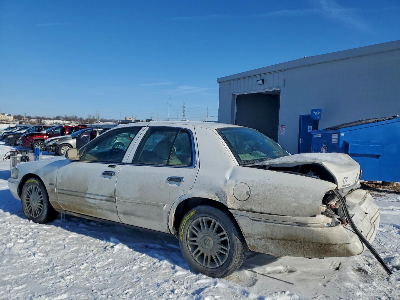 2010 MERCURY GRAND MARQUIS LS photo 2