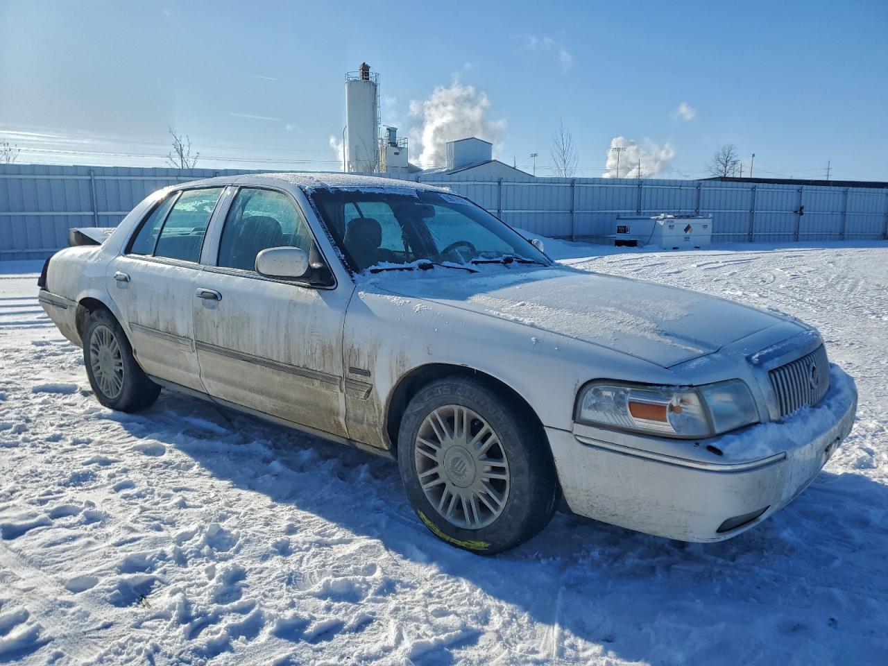 2010 MERCURY GRAND MARQUIS LS photo 4