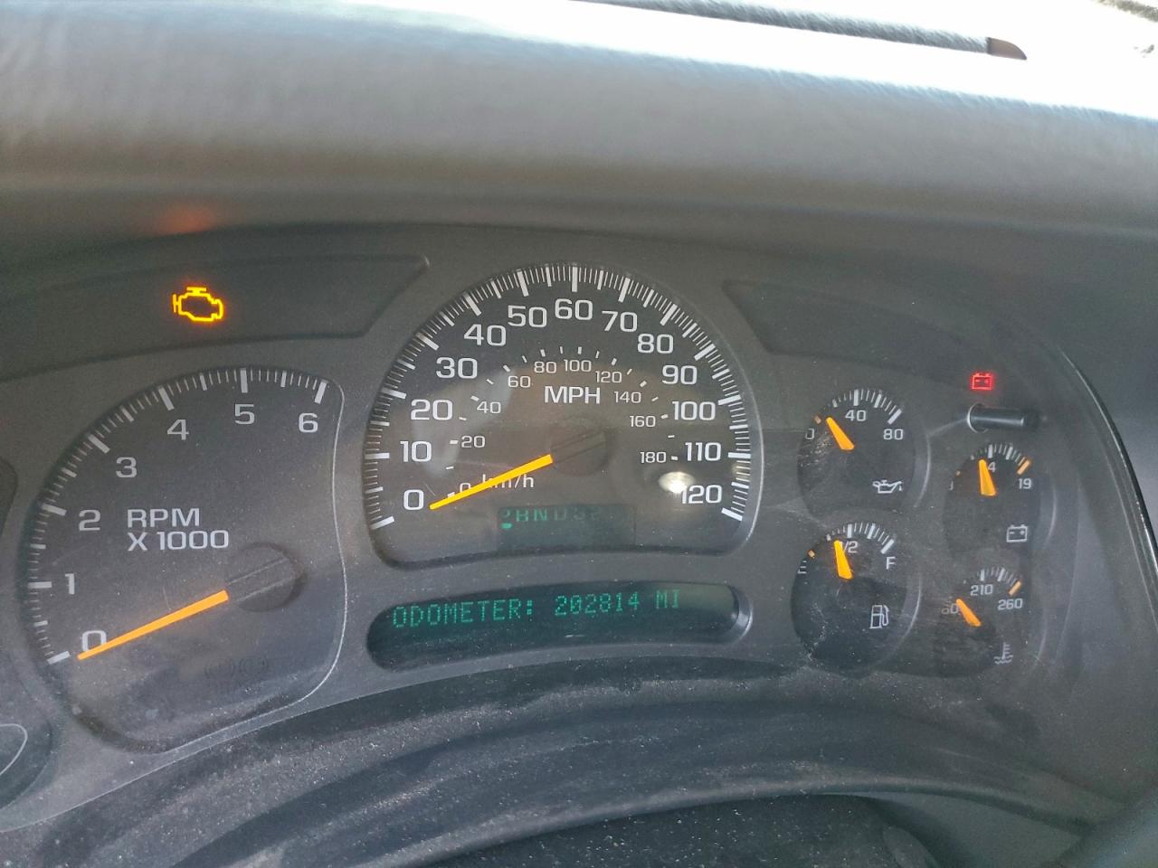 2003 CHEVROLET SILVERADO C1500 photo 17