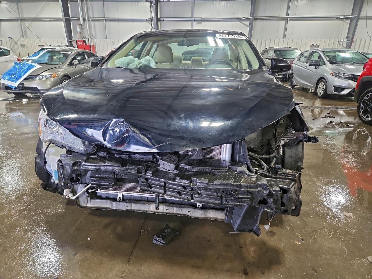 2016 TOYOTA CAMRY LE photo 9