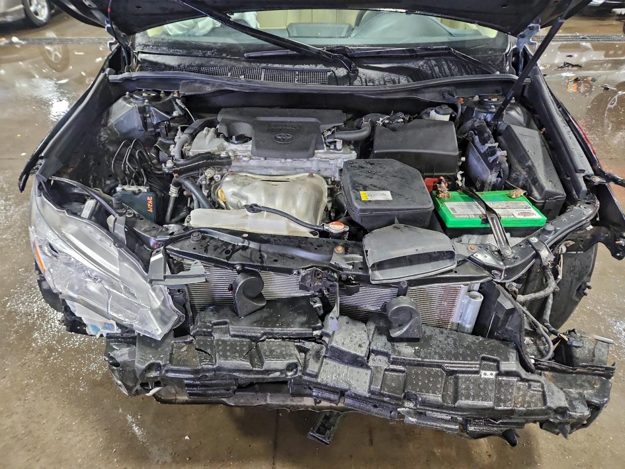 2016 TOYOTA CAMRY LE photo 21