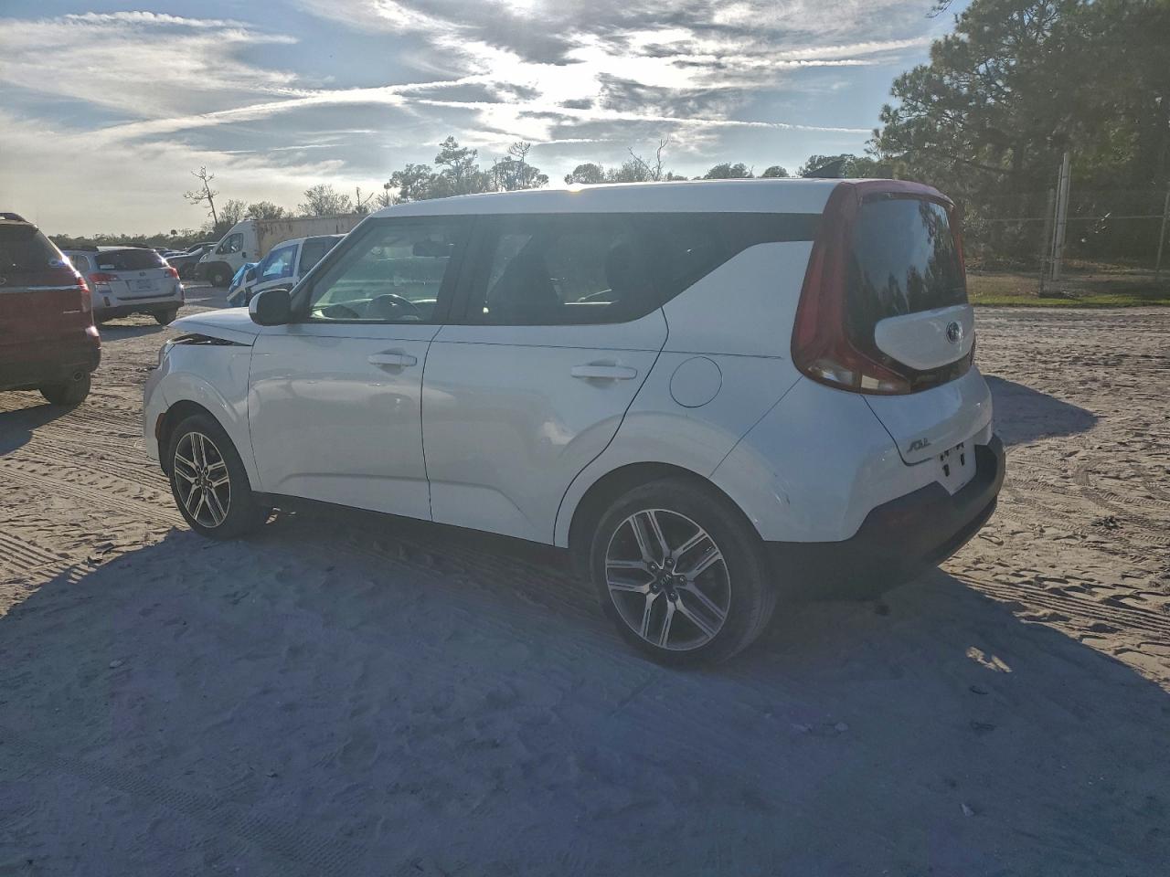 2021 KIA SOUL LX photo 4