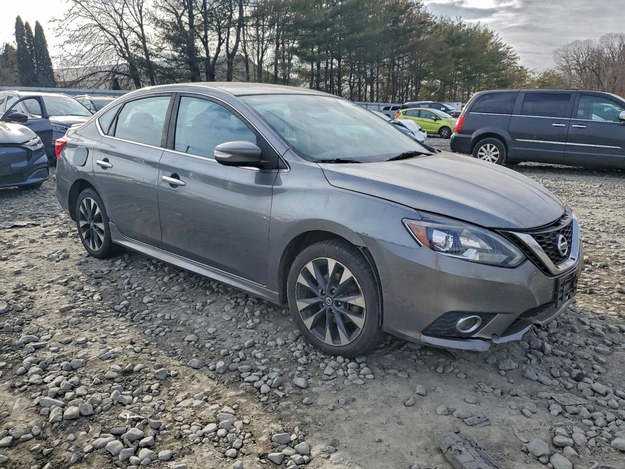 2018 NISSAN SENTRA S photo 4