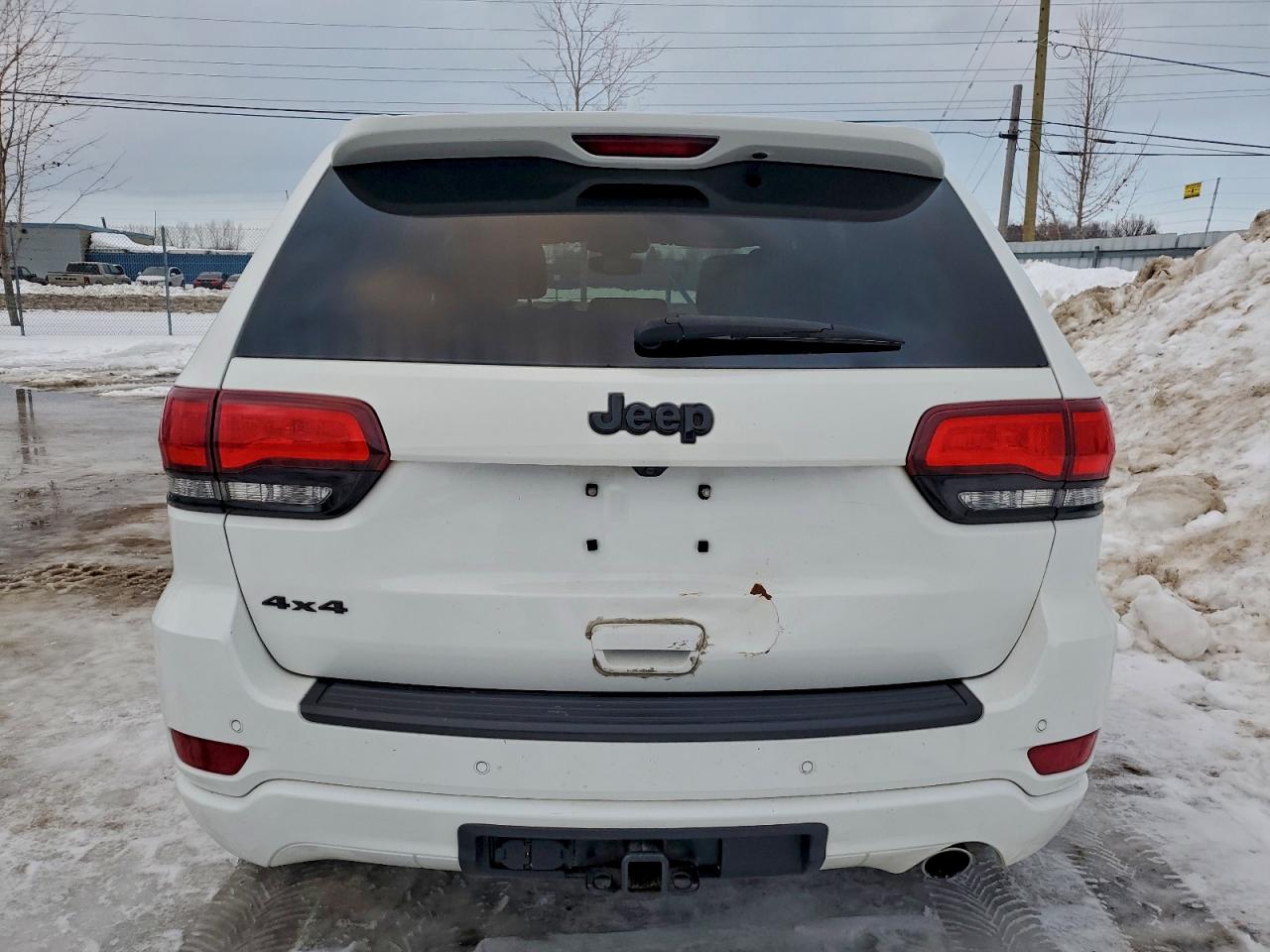 2019 JEEP GRAND CHEROKEE LAREDO photo 6