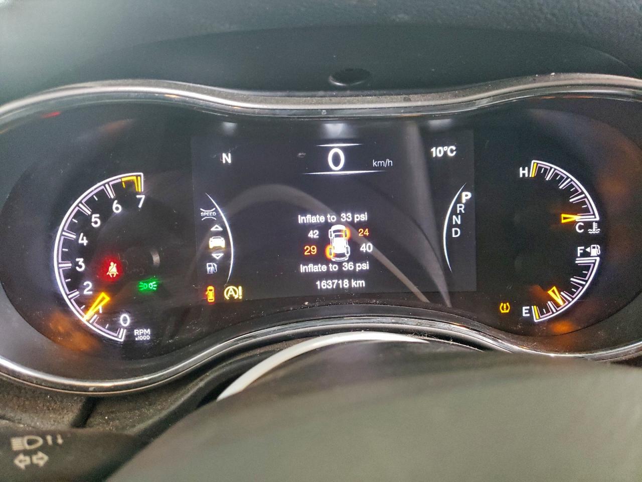 2019 JEEP GRAND CHEROKEE LAREDO photo 9