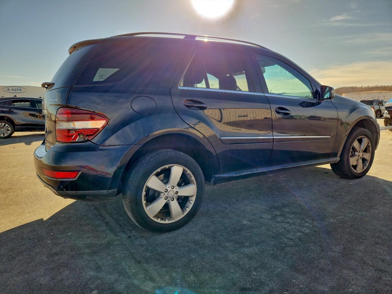 2011 MERCEDES-BENZ ML 350 4MATIC photo 3