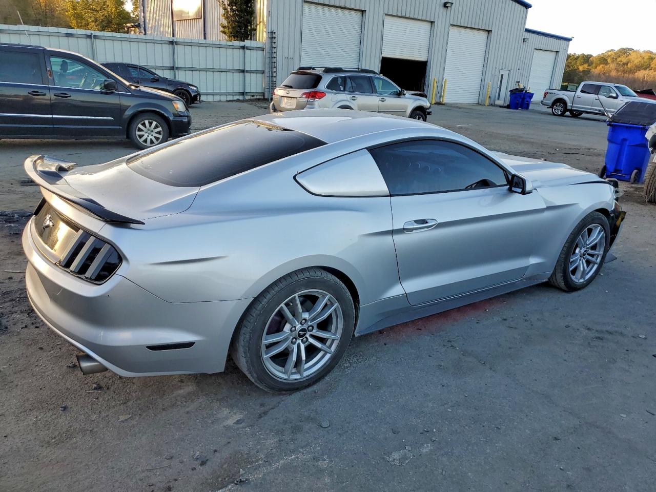2016 FORD MUSTANG photo 3