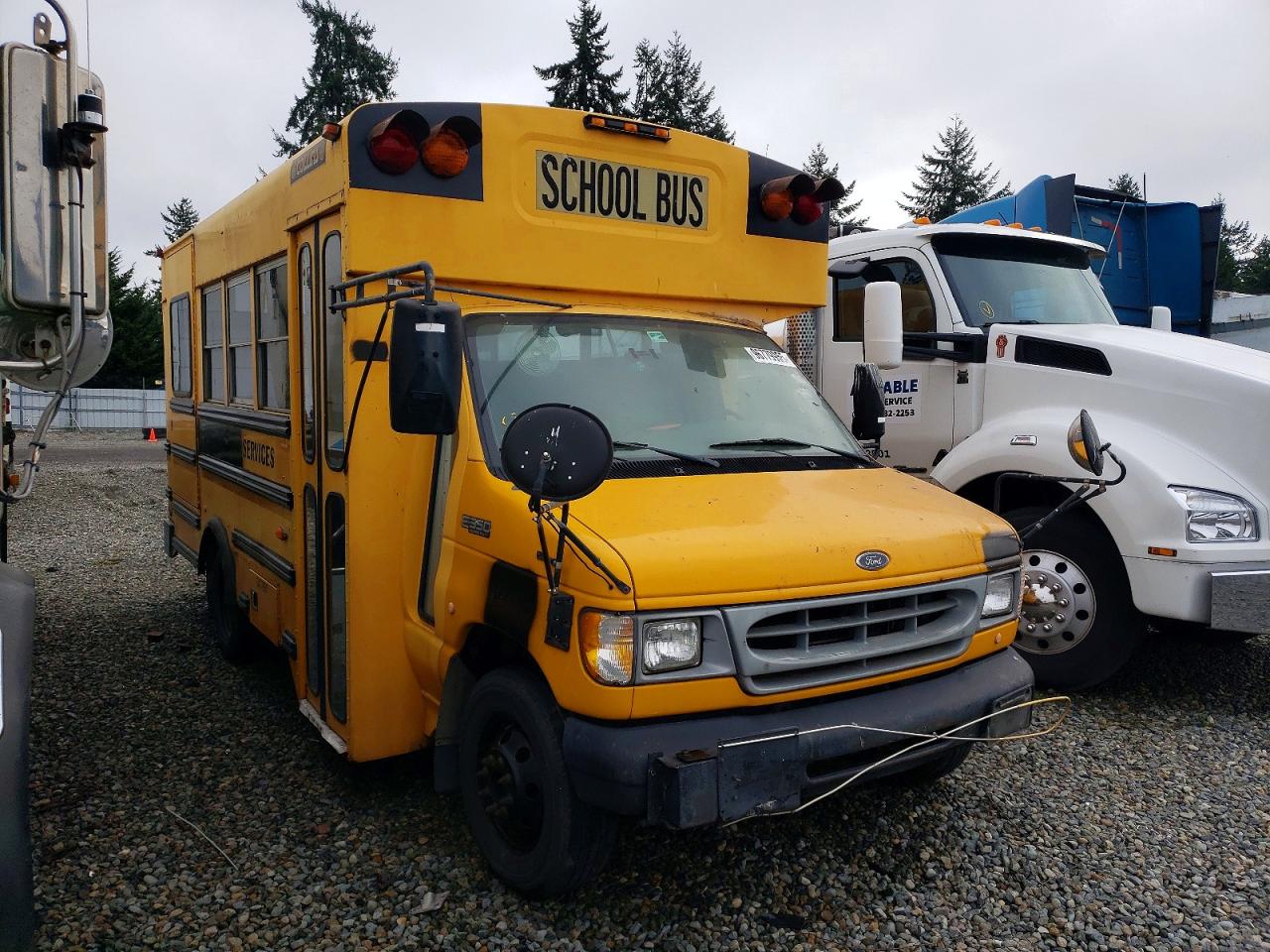 2000 FORD ECONOLINE