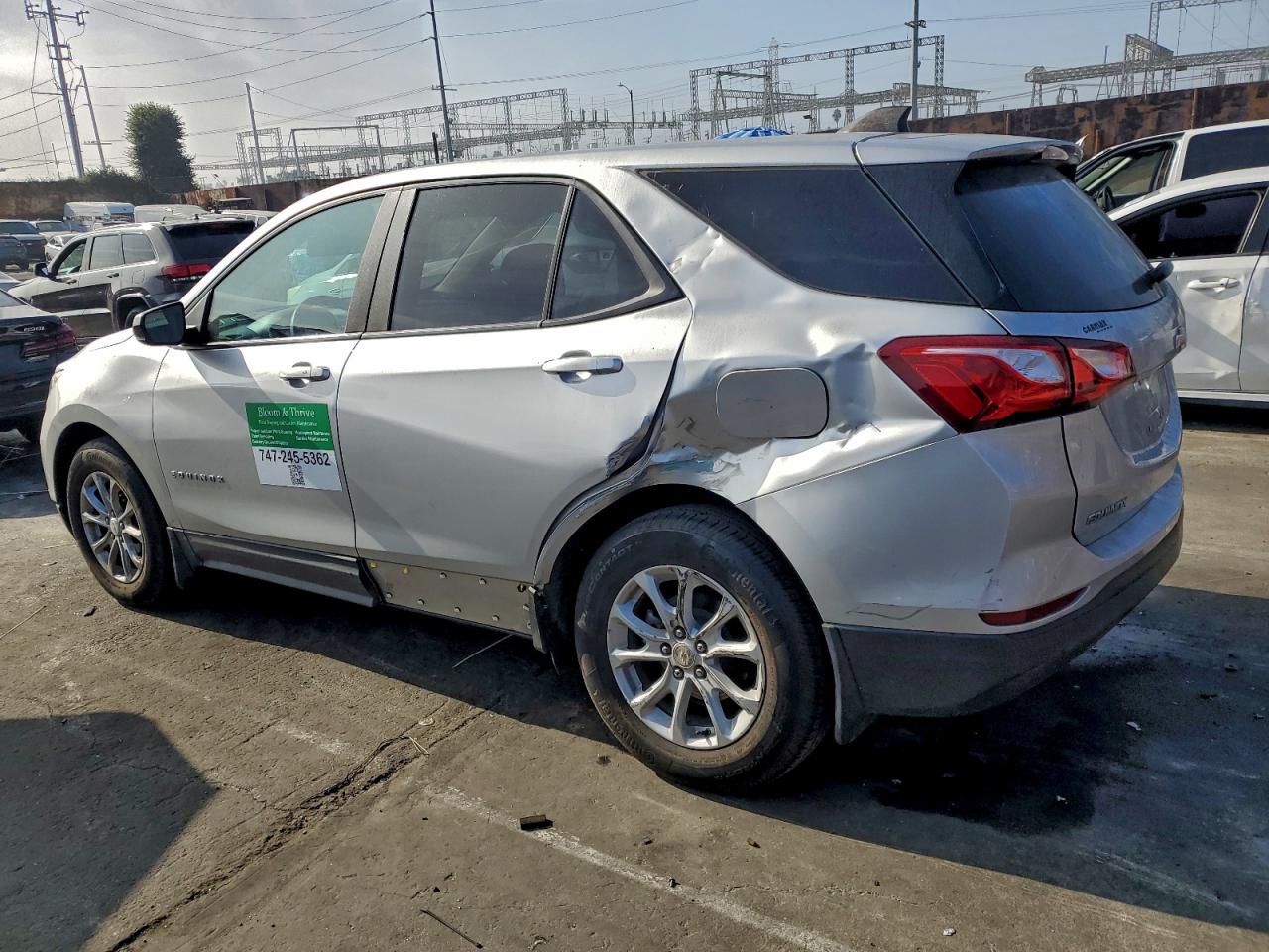 2021 CHEVROLET EQUINOX LS photo 2