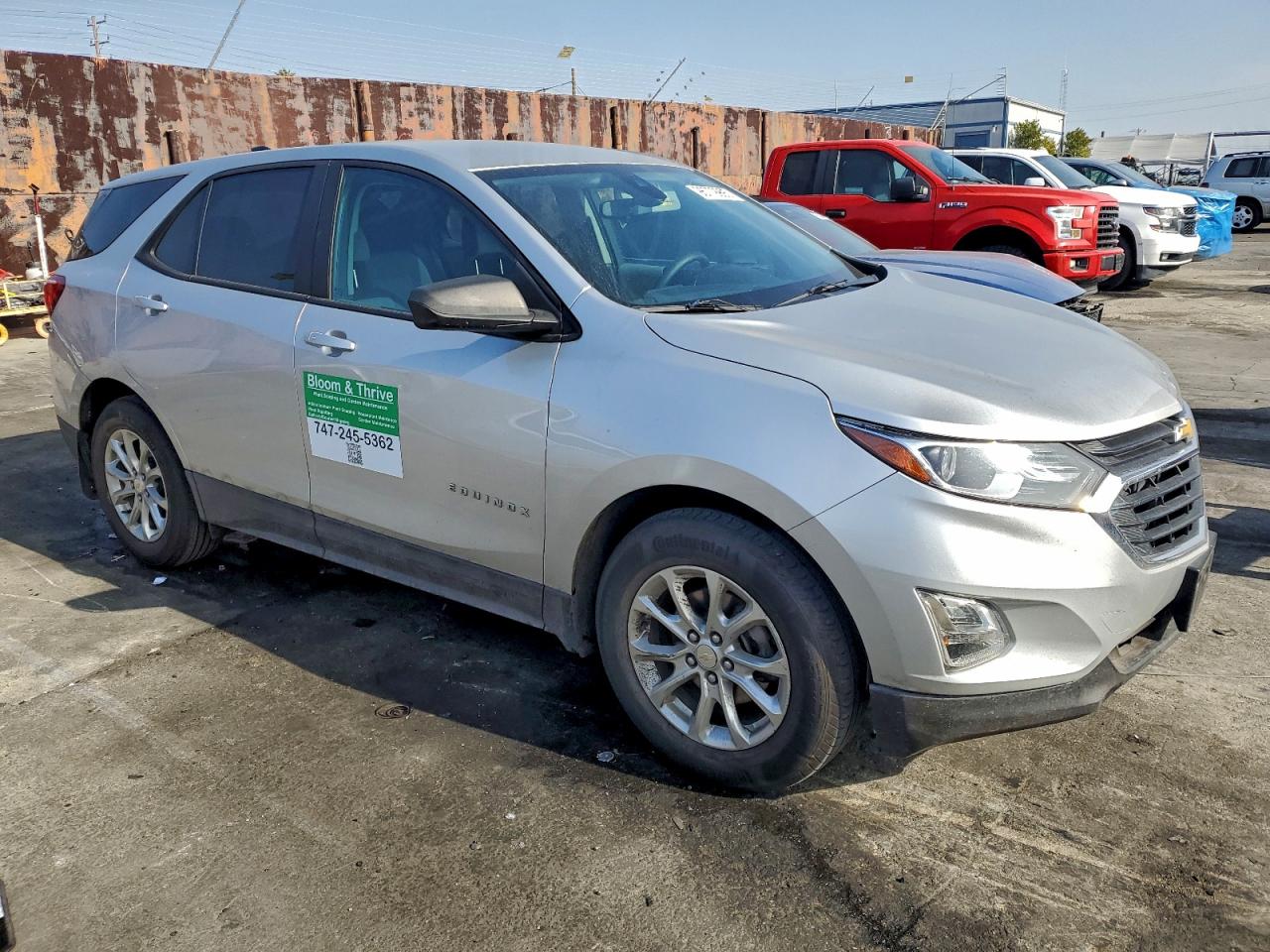 2021 CHEVROLET EQUINOX LS photo 4