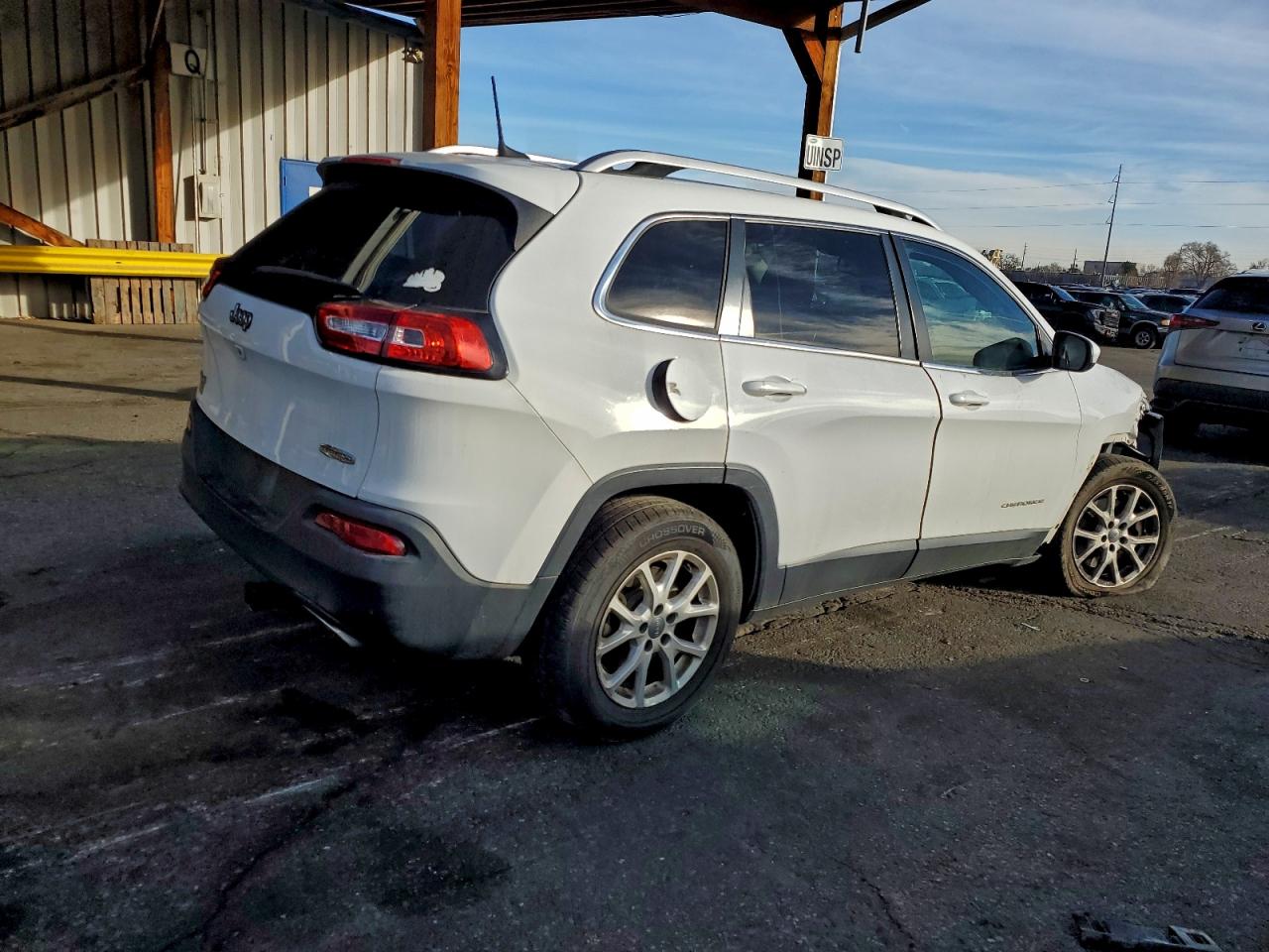 2016 JEEP CHEROKEE LATITUDE photo 3