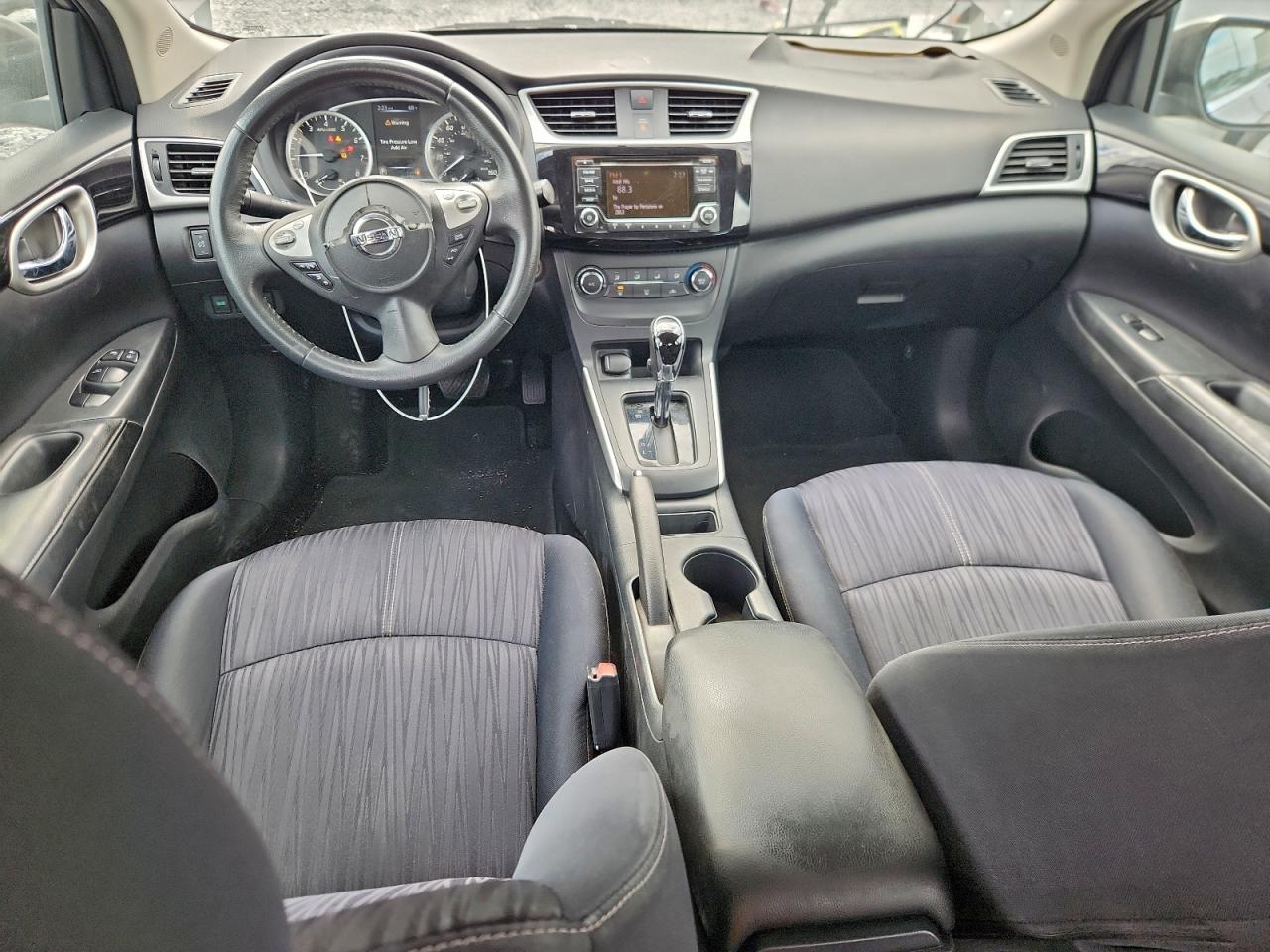 2017 NISSAN SENTRA S photo 8