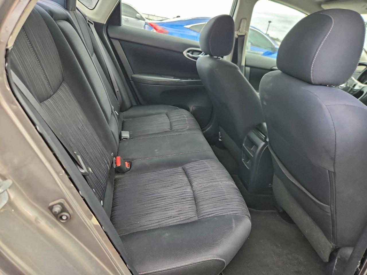 2017 NISSAN SENTRA S photo 10