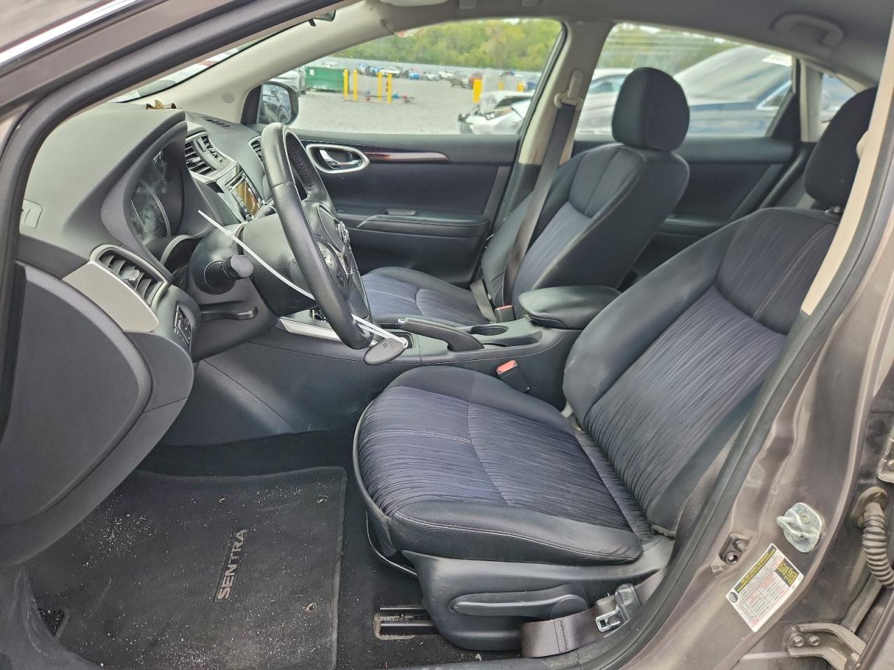 2017 NISSAN SENTRA S photo 7
