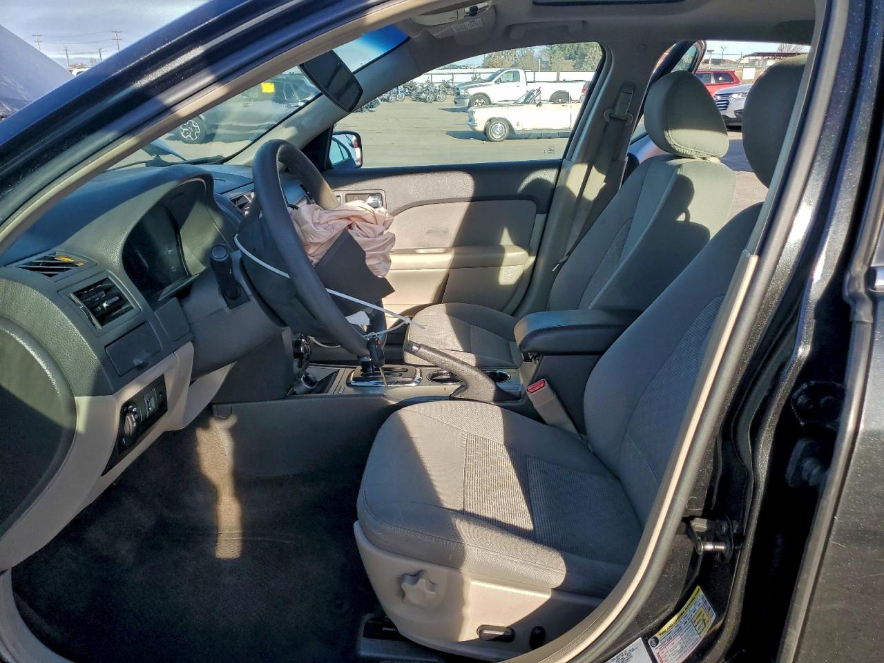 2012 FORD FUSION SE photo 7