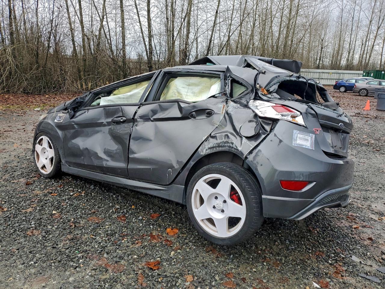 2018 FORD FIESTA ST photo 2