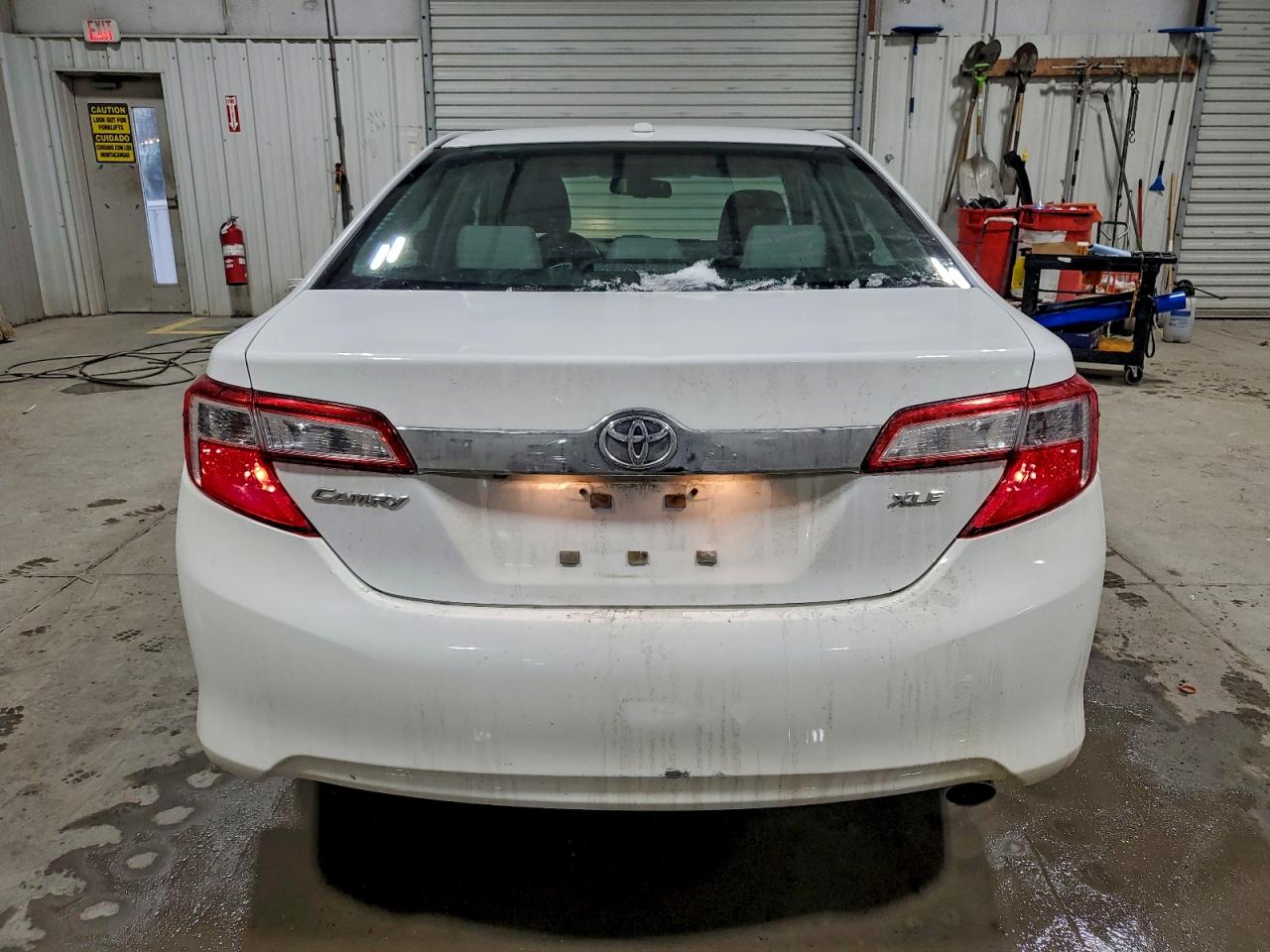 2012 TOYOTA CAMRY BASE photo 6