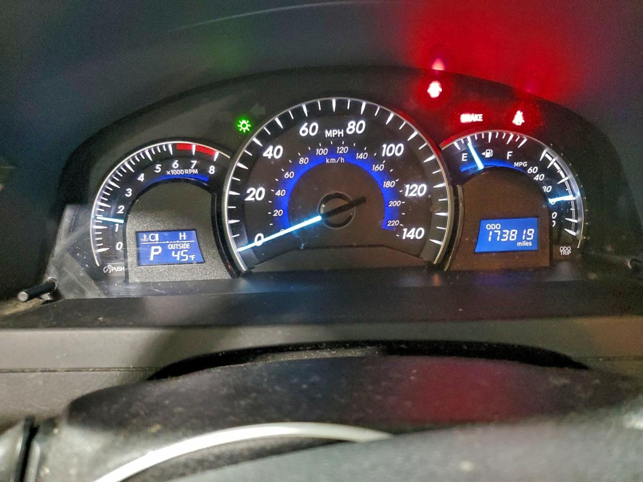 2012 TOYOTA CAMRY BASE photo 9
