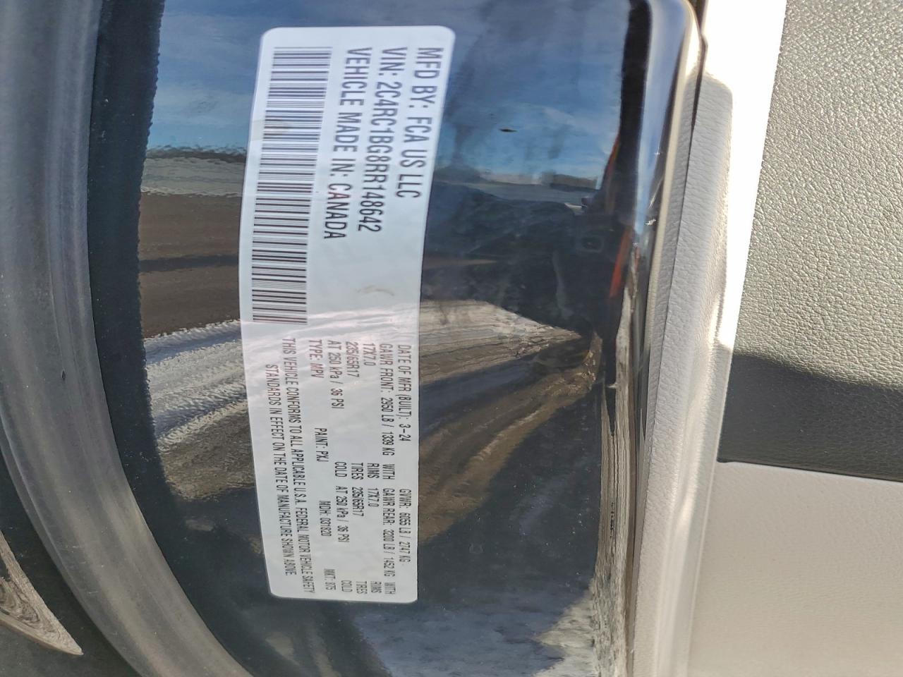 2024 CHRYSLER PACIFICA TOURING L photo 13