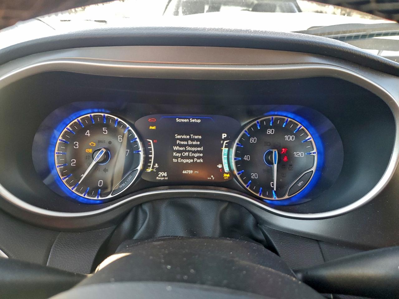 2024 CHRYSLER PACIFICA TOURING L photo 9