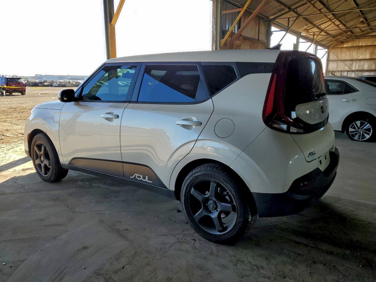 2021 KIA SOUL LX photo 2