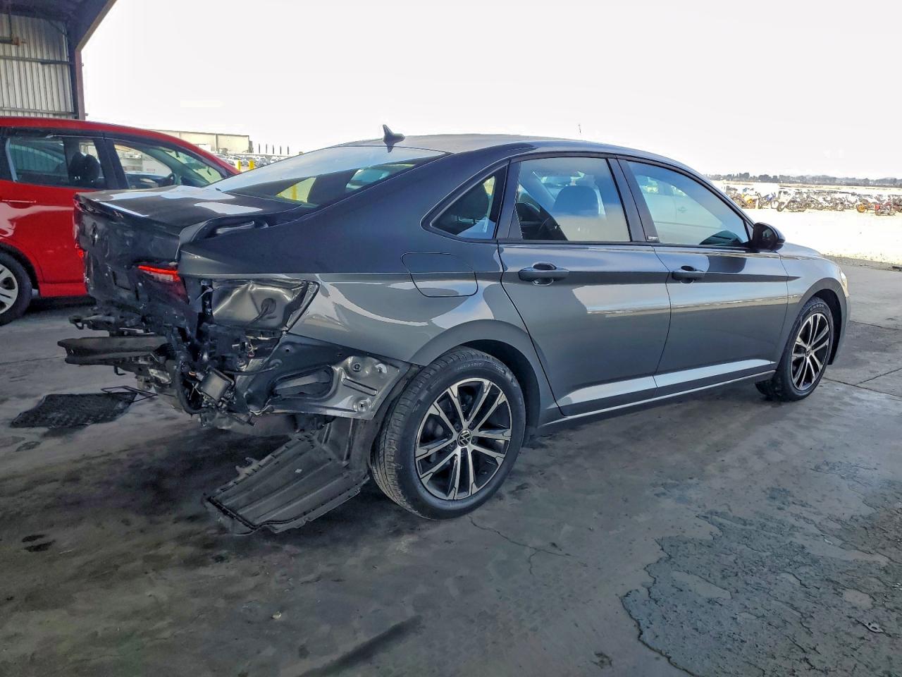 2023 VOLKSWAGEN JETTA SPORT photo 3