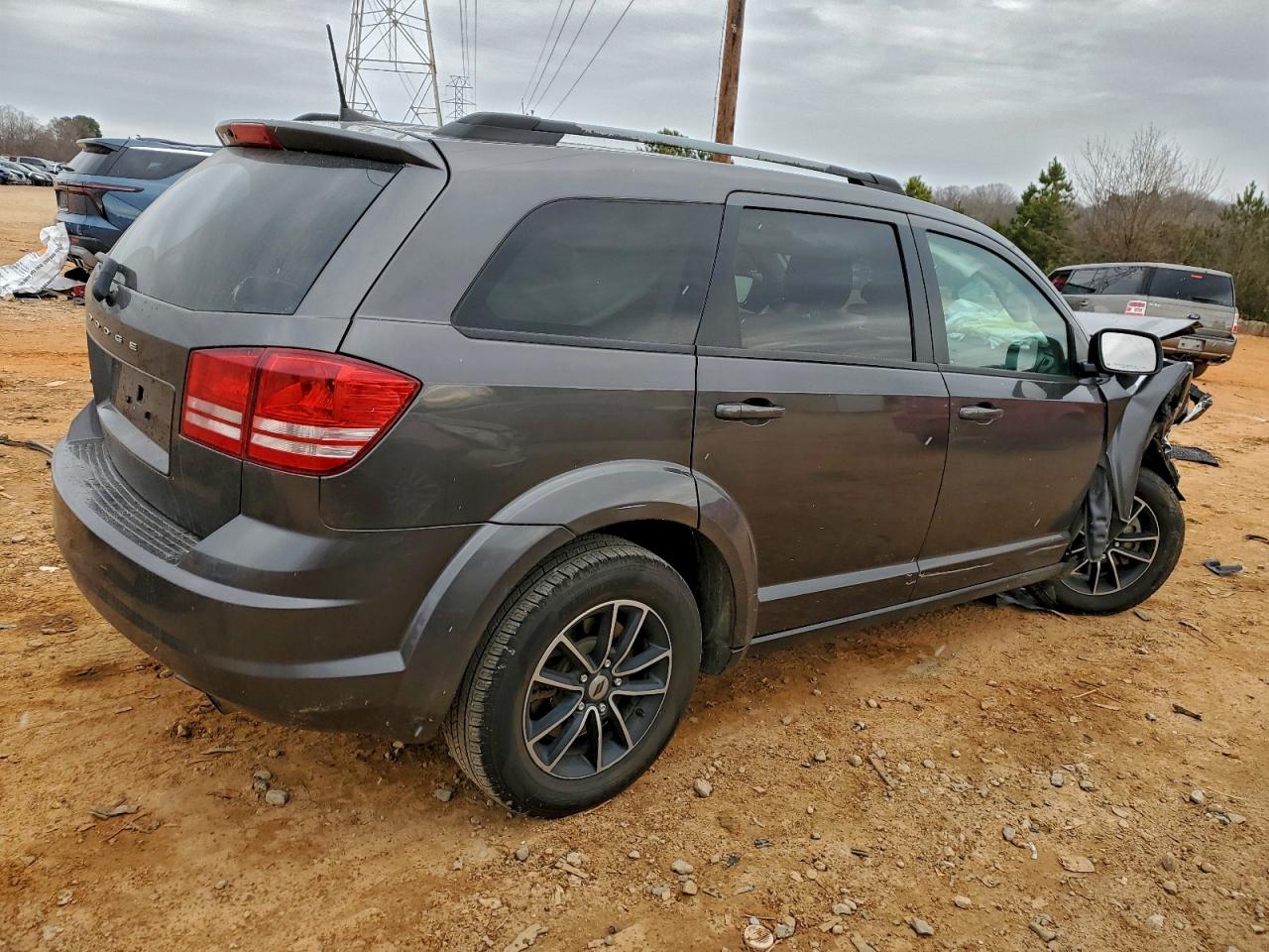 2018 DODGE JOURNEY SE photo 3