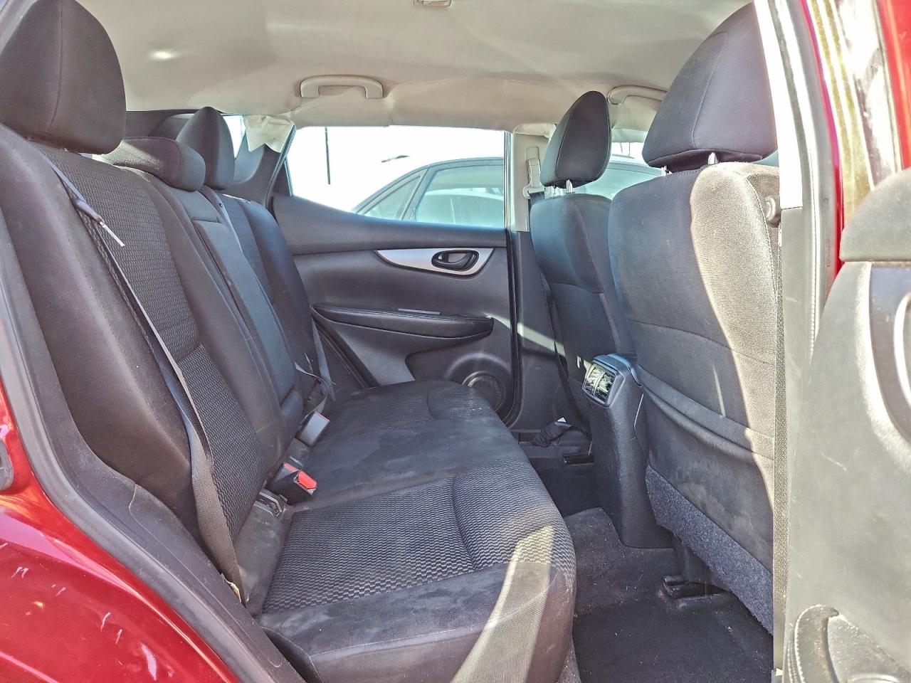 2019 NISSAN ROGUE SPORT S photo 19