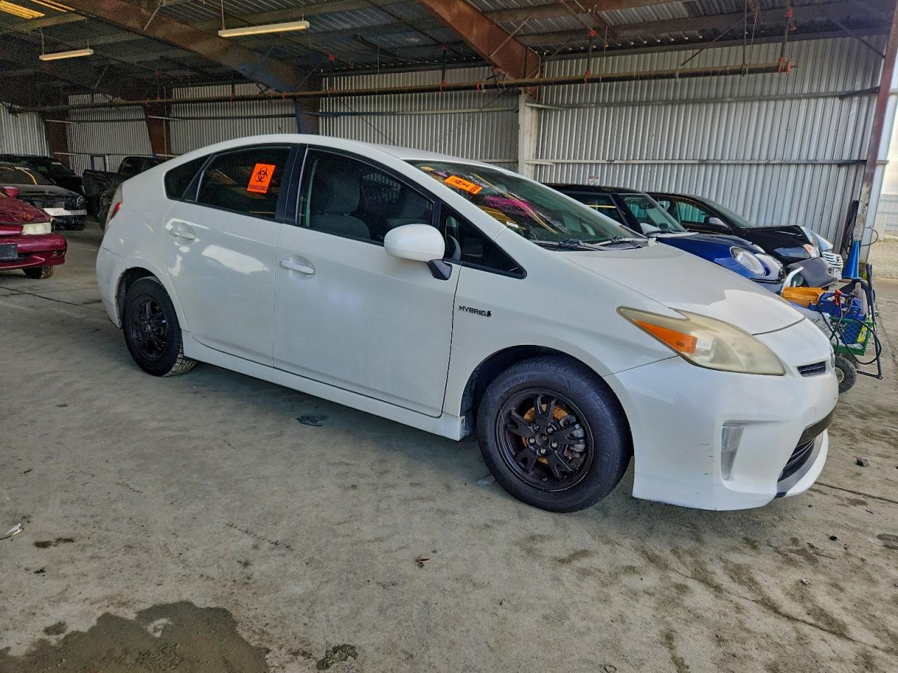 2012 TOYOTA PRIUS photo 4