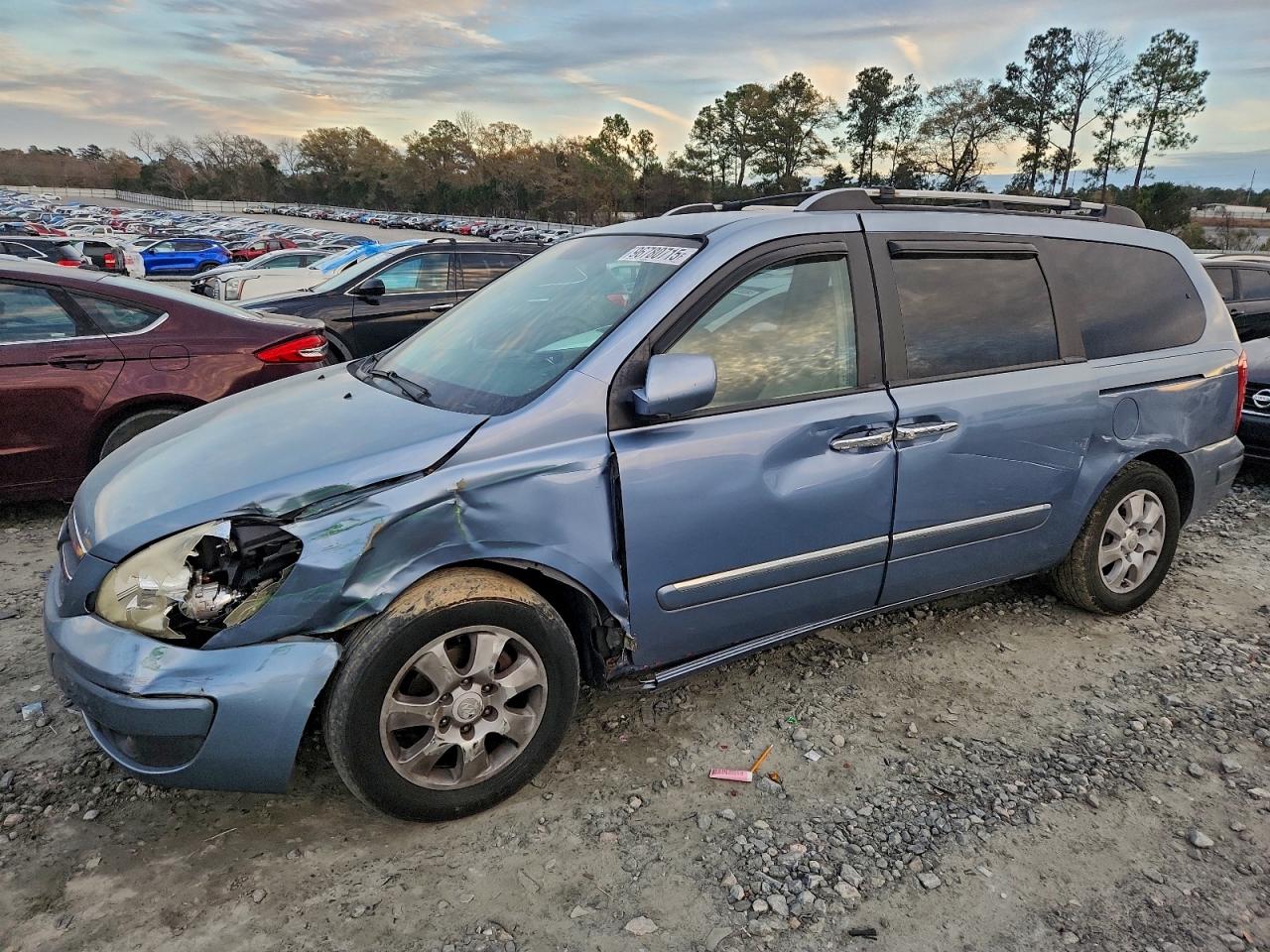2007 HYUNDAI ENTOURAGE