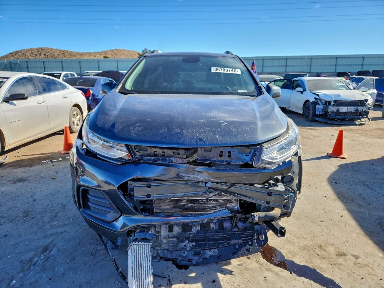 2018 CHEVROLET TRAX 1LT photo 5