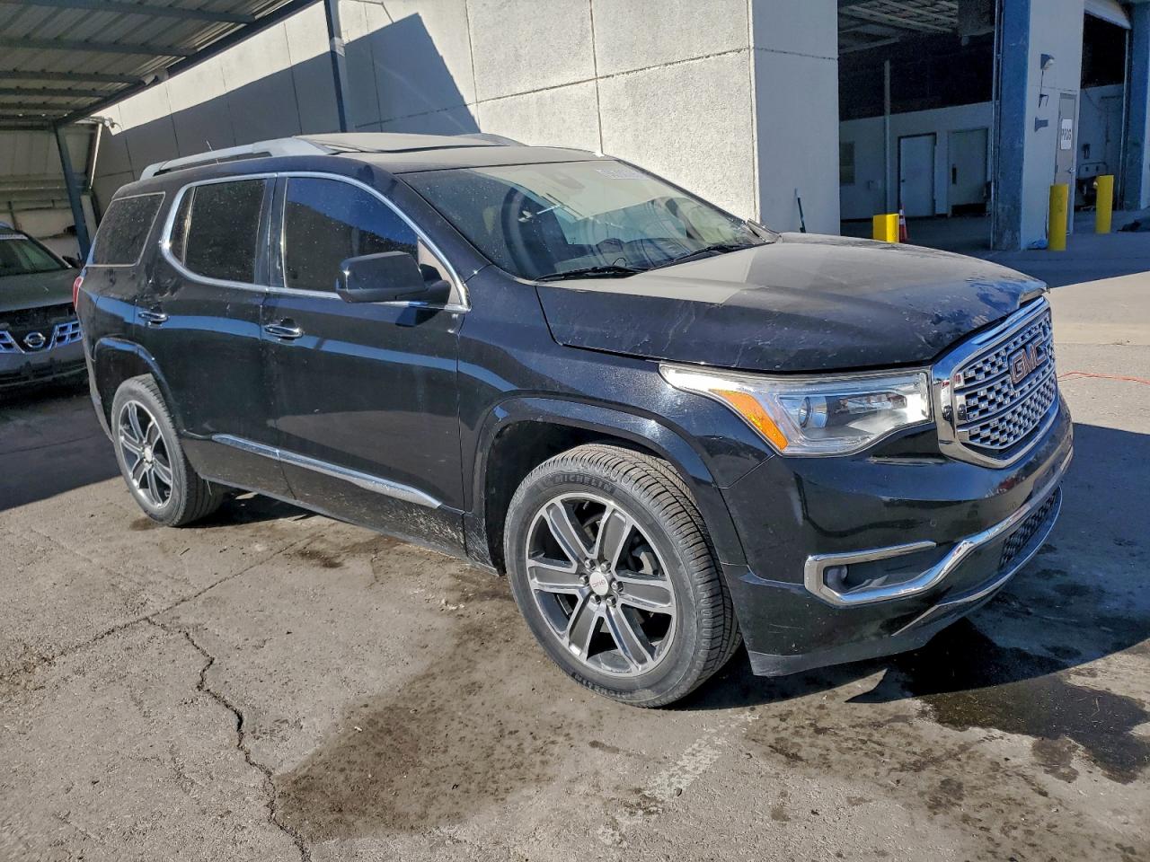 2017 GMC ACADIA DENALI photo 4