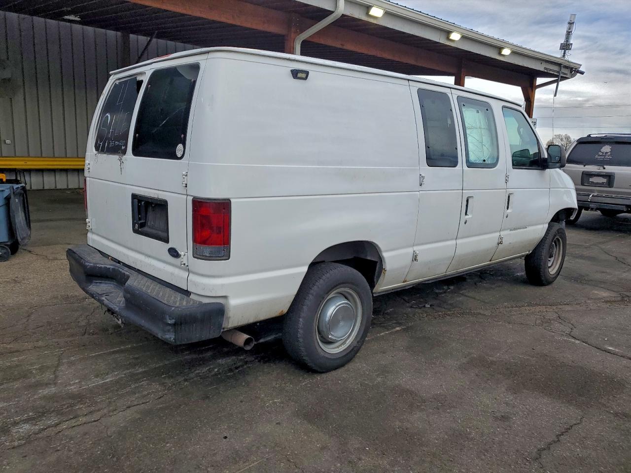 2006 FORD ECONOLINE E250 VAN photo 3
