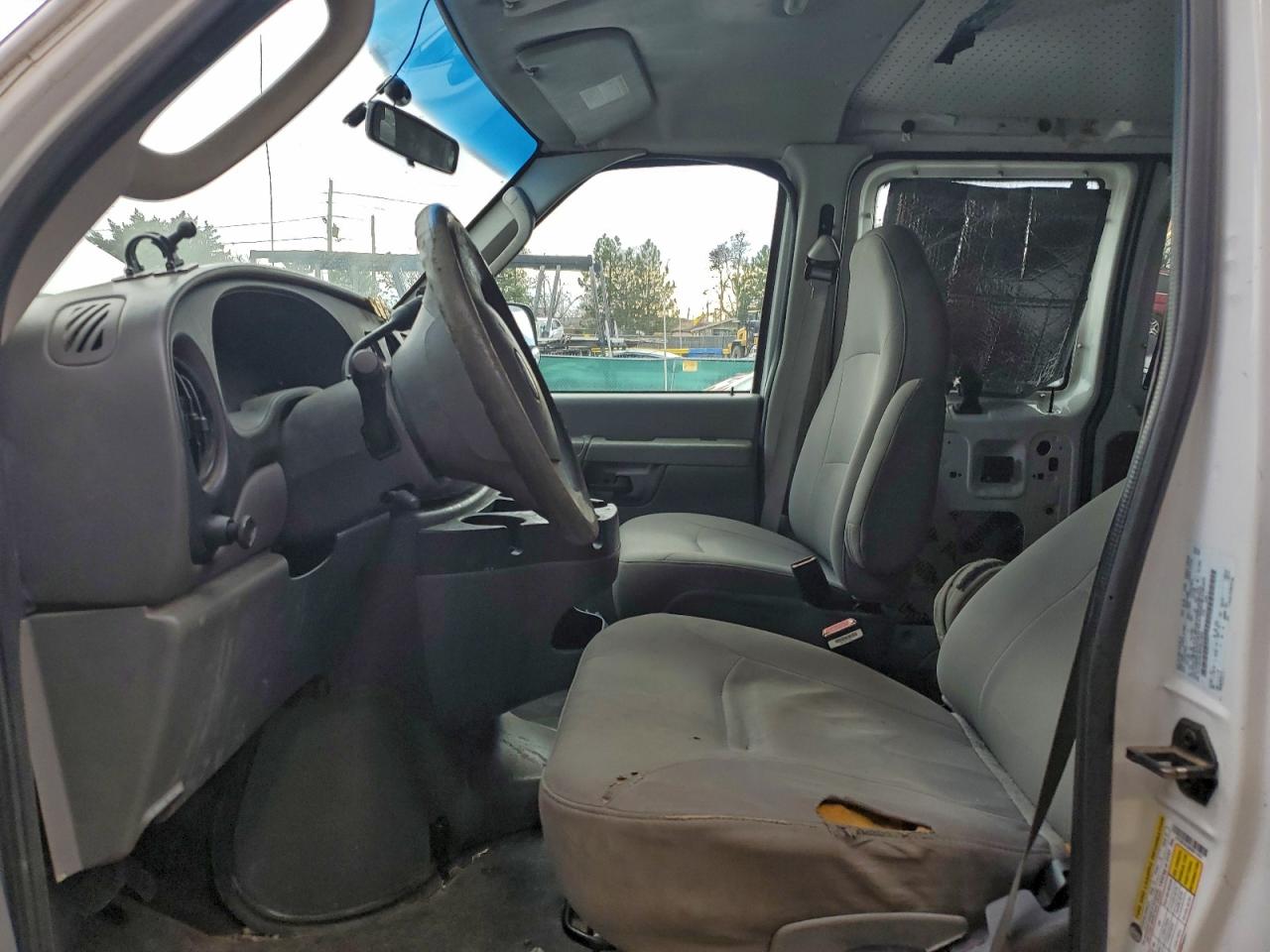 2006 FORD ECONOLINE E250 VAN photo 7