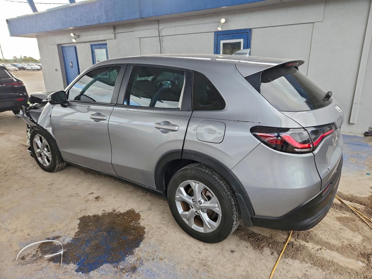 2024 HONDA HR-V LX photo 3