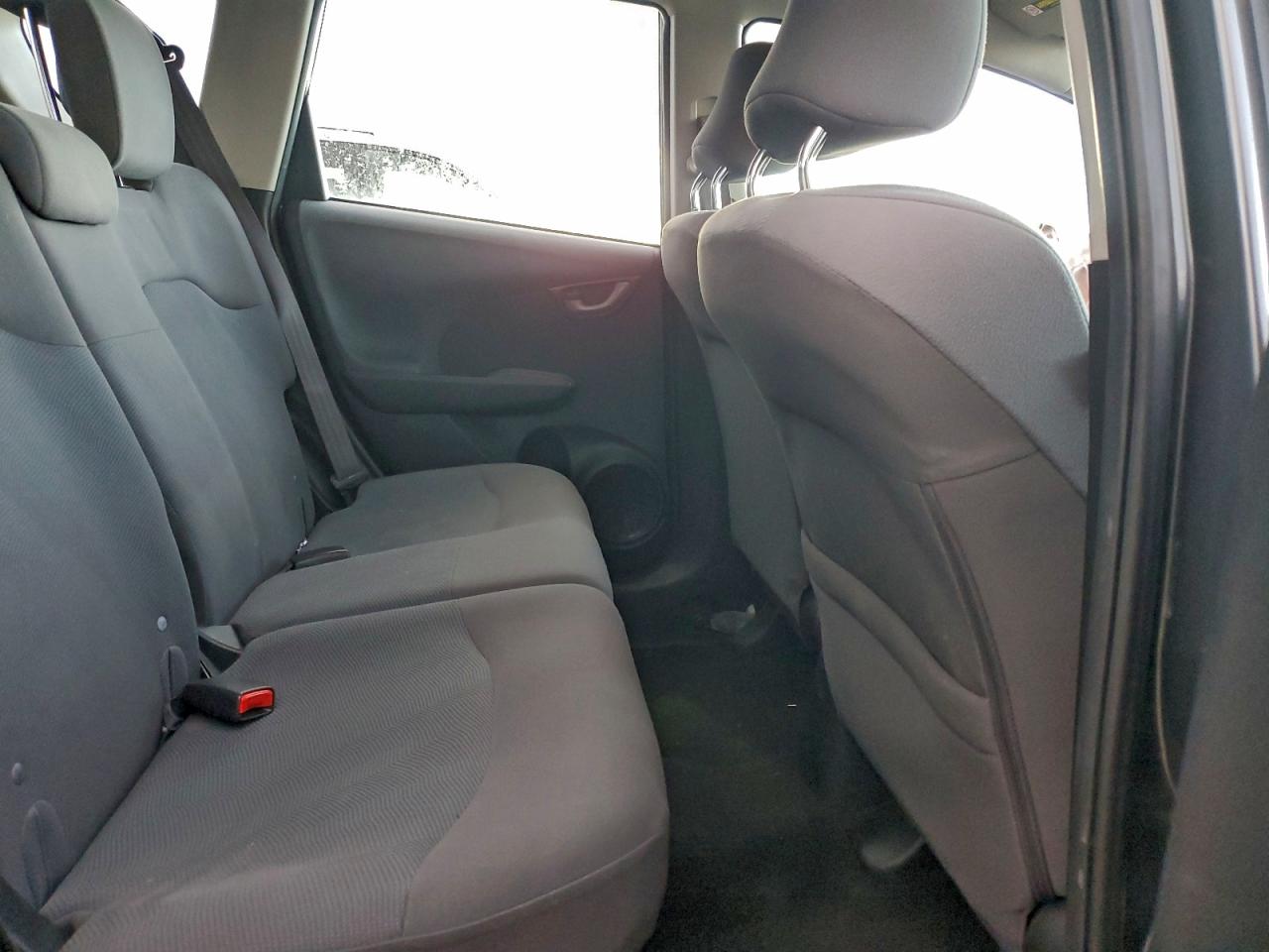 2013 HONDA FIT photo 10