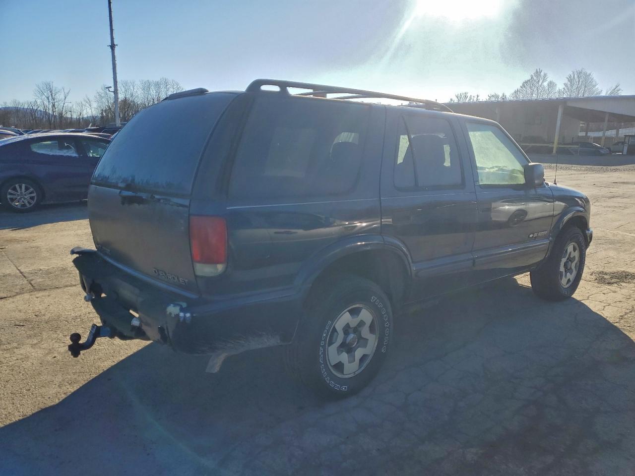 2002 CHEVROLET BLAZER photo 3