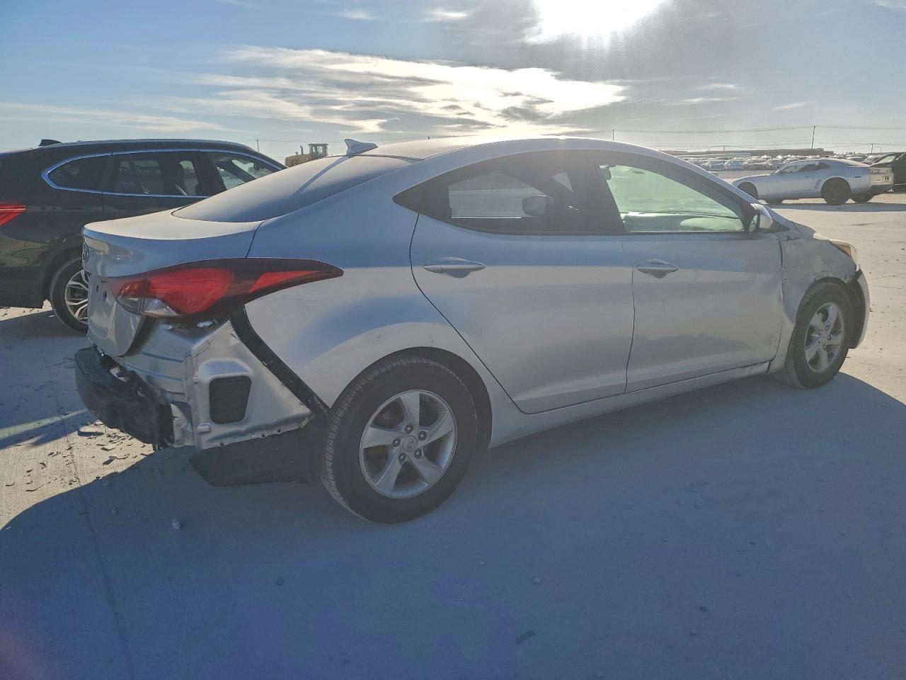 2015 HYUNDAI ELANTRA SE photo 3